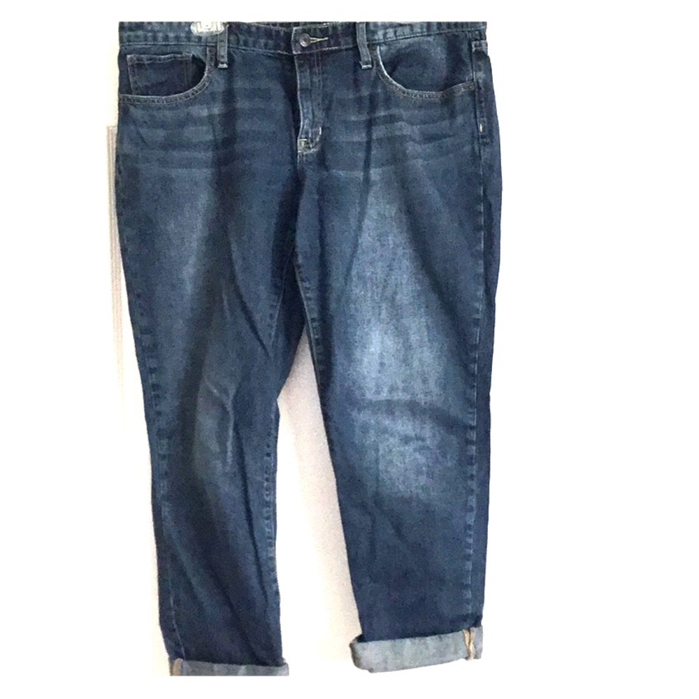 Gap Denim capris sz. 12  sexy boyfriend fit